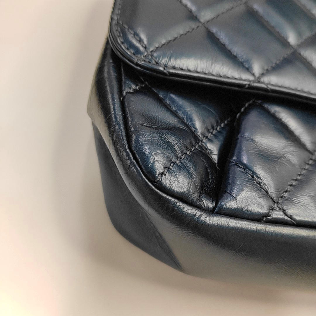 CHANEL CLASSIC FLAP Medium Dark Blue Calfskin Quilted Matelassé Shoulder Bag Rutenium Hardware 22 Clasp-(SKU)-946830693