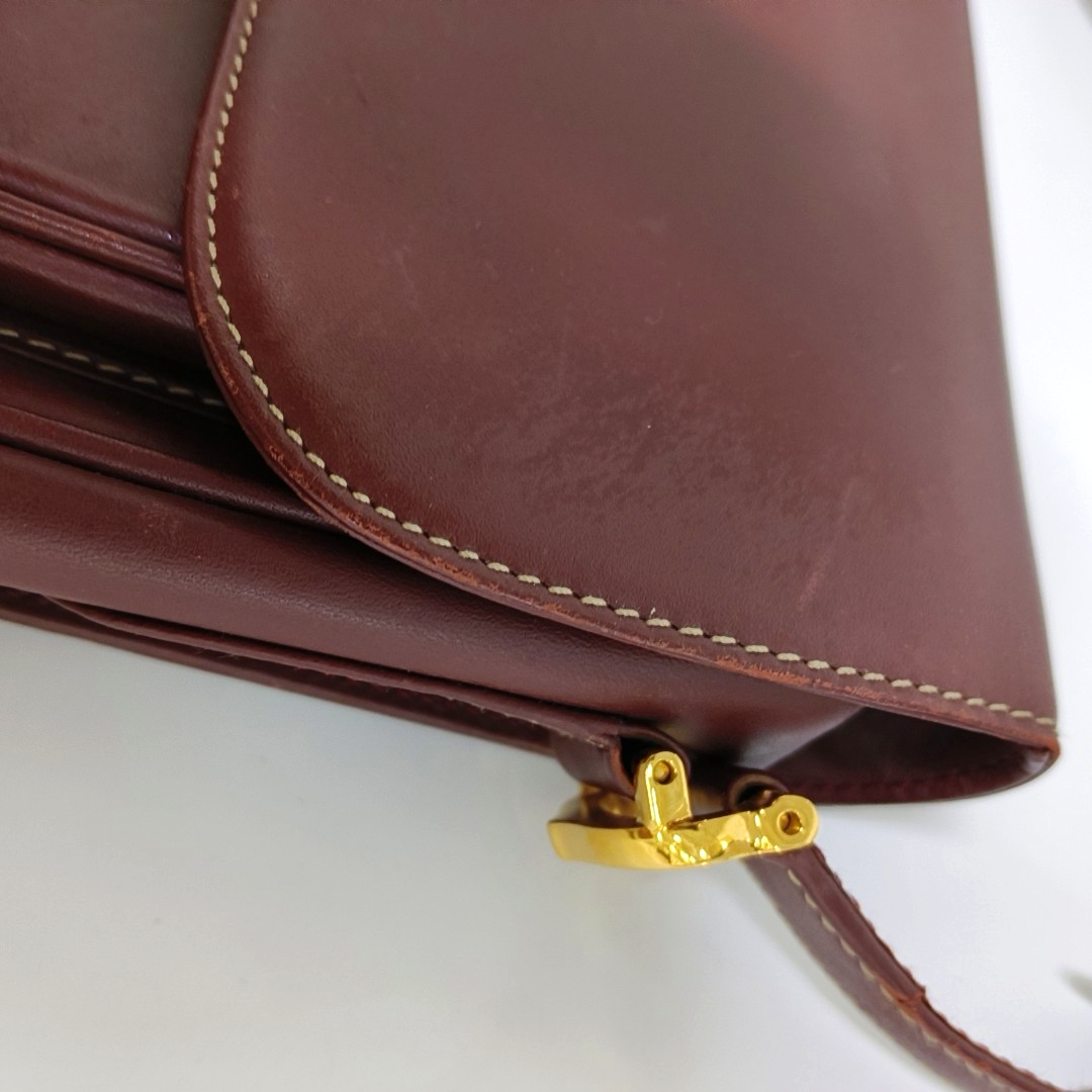 Cartier Burgundy Leather Single Shoulder Bag Golden hardware-(SKU)-940925520