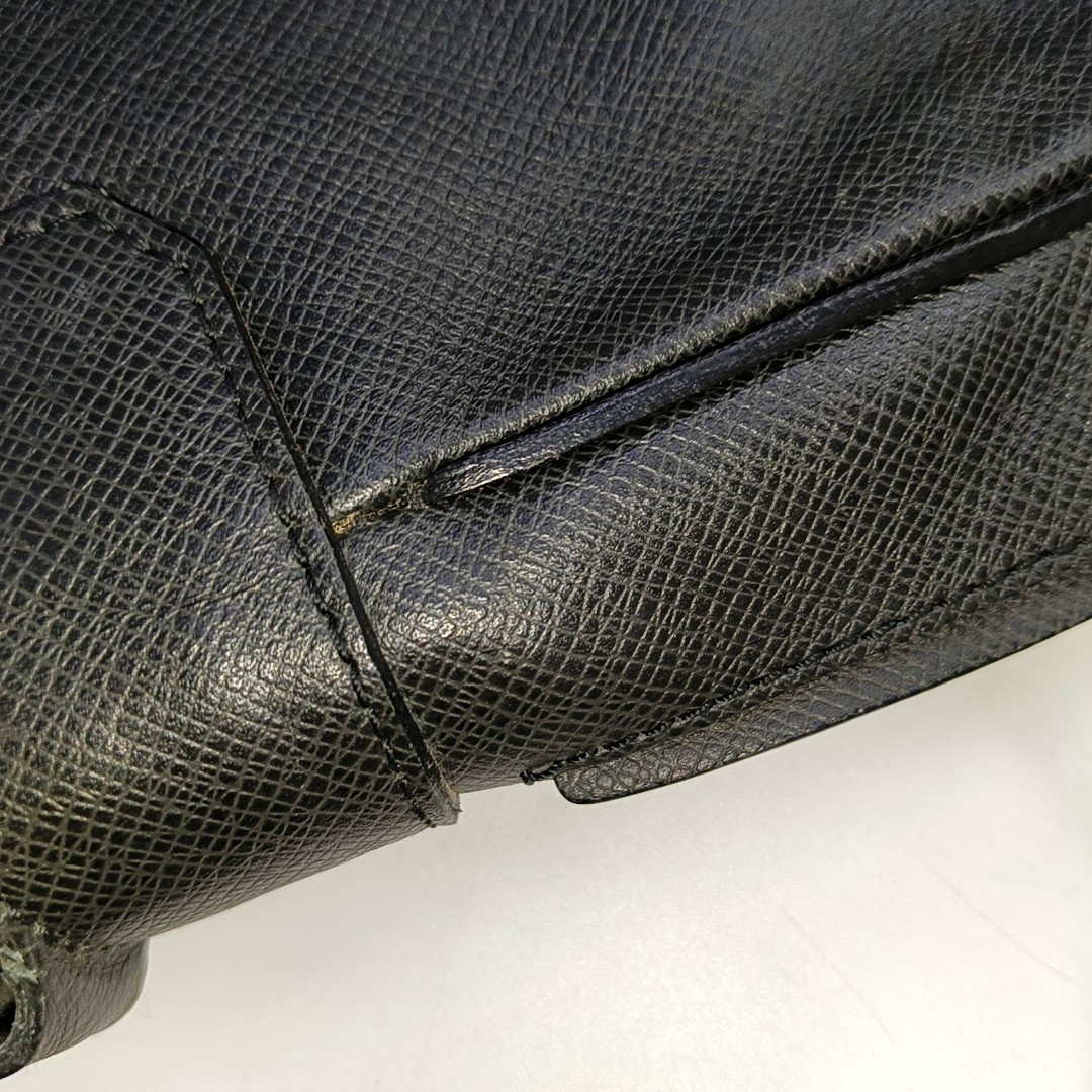 LOUIS VUITTON Black Cowhide Single Shoulder Bag Crossbody Bag Silver Hardware-(SKU)-939481514