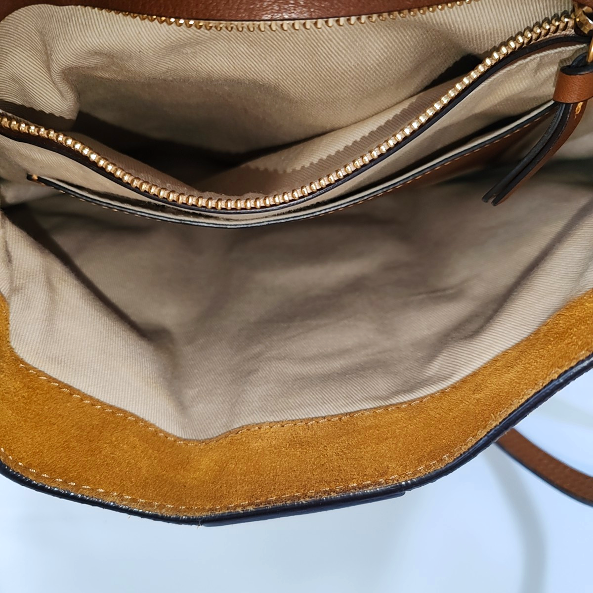 Chloé Mustard Yellow Velvet Leather Stud Quilted Single Shoulder Bag Tote Bag Golden hardware shoulder straps-(SKU)-954357662