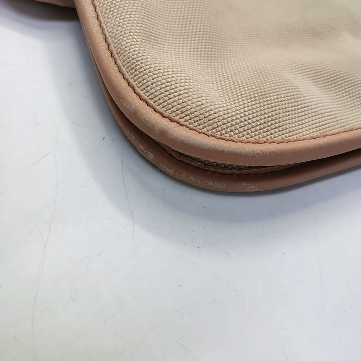 FENDI 米色帆布双F提花斜挎包Handheld包Shoulder Bag Golden hardware-(SKU)-945606964