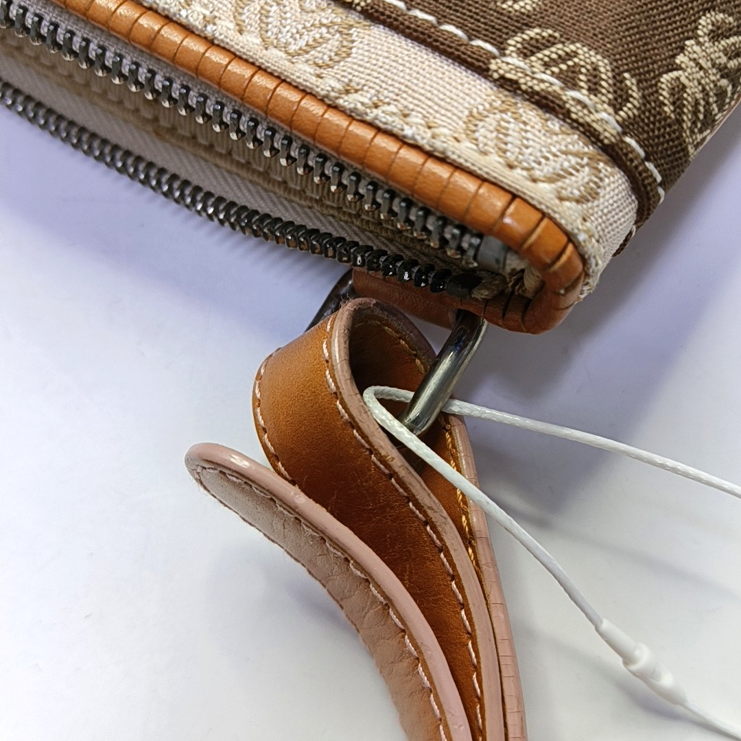 LOEWE Khaki canvas old flower floral single shoulder bag crossbody bag Silver Hardware Removable shoulder strap-(SKU)-944298233