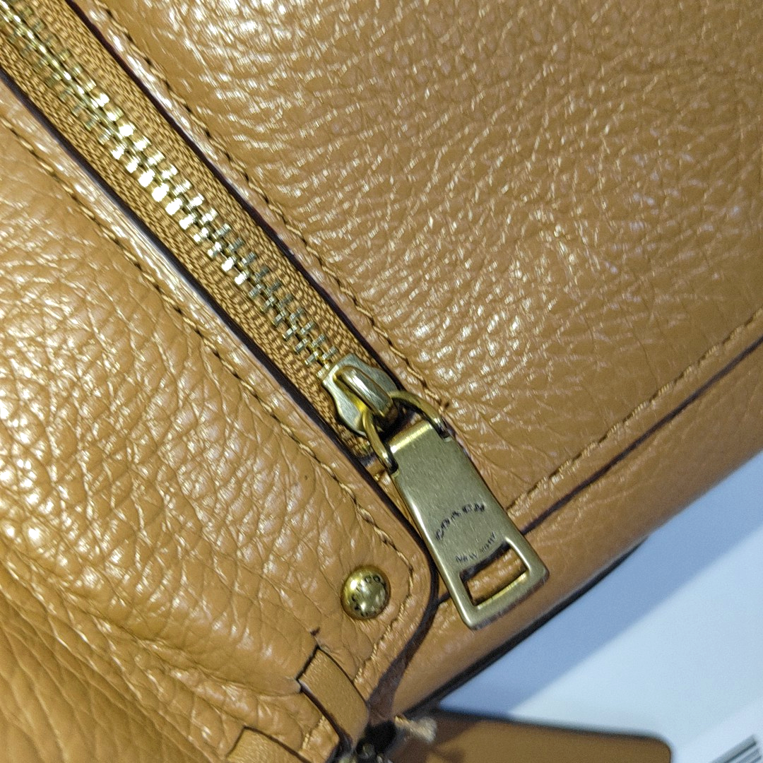 COACH 26 Brown Leather Carriage Weave Dionysus Bag Single Shoulder Bag Tote Golden hardware Removable shoulder strap-(SKU)-14389455