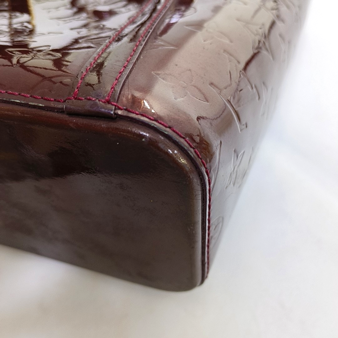 LOUIS VUITTON AVALON Large size Burgundy Cowhide Monogrammed Single Shoulder Handbag Golden hardware-(SKU)-959058855