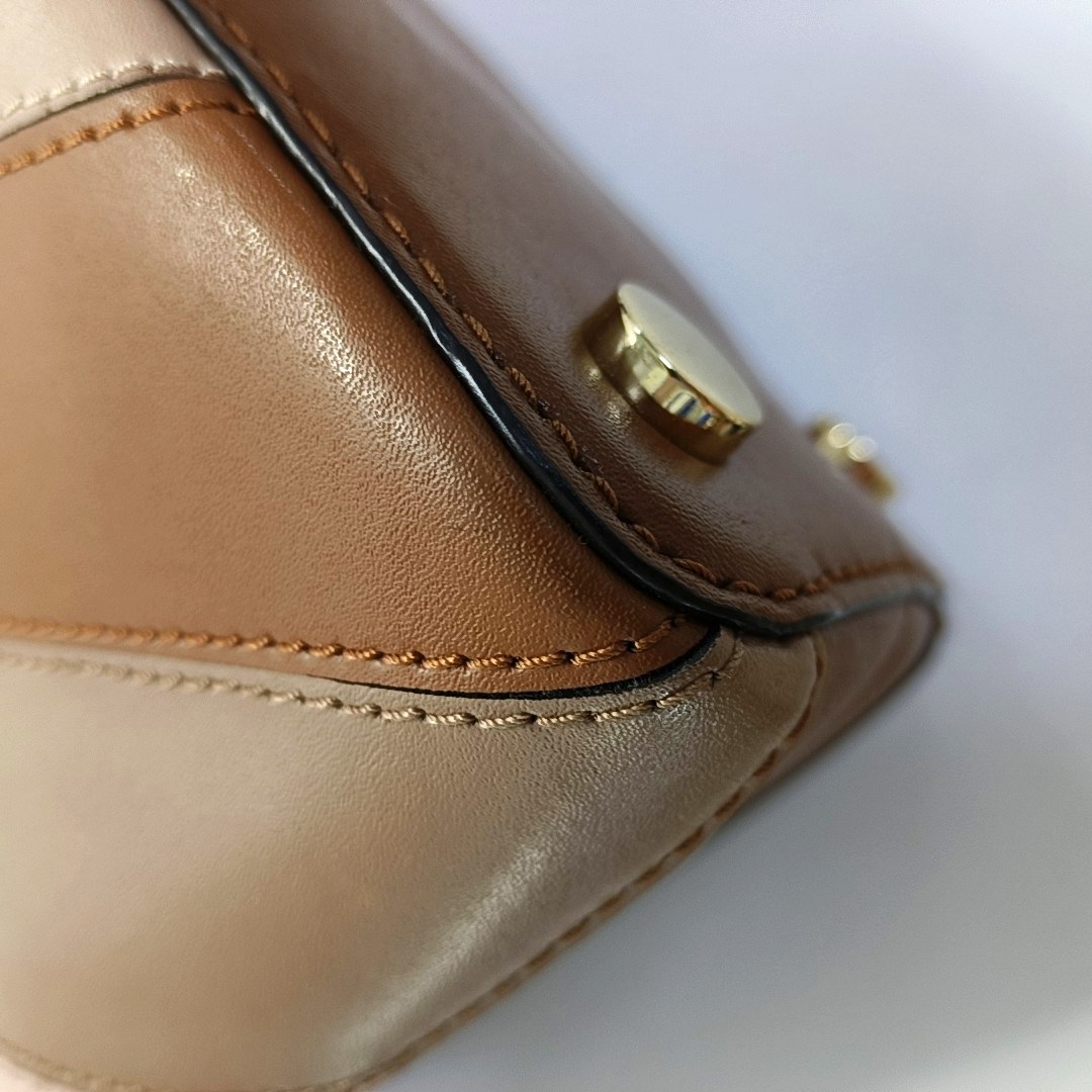 MICHAEL KORS Brown Cowhide Single Shoulder Bag Tote Shoulder Bag Crossbody Bag Golden hardware Removable shoulder strap-(SKU)-946531929