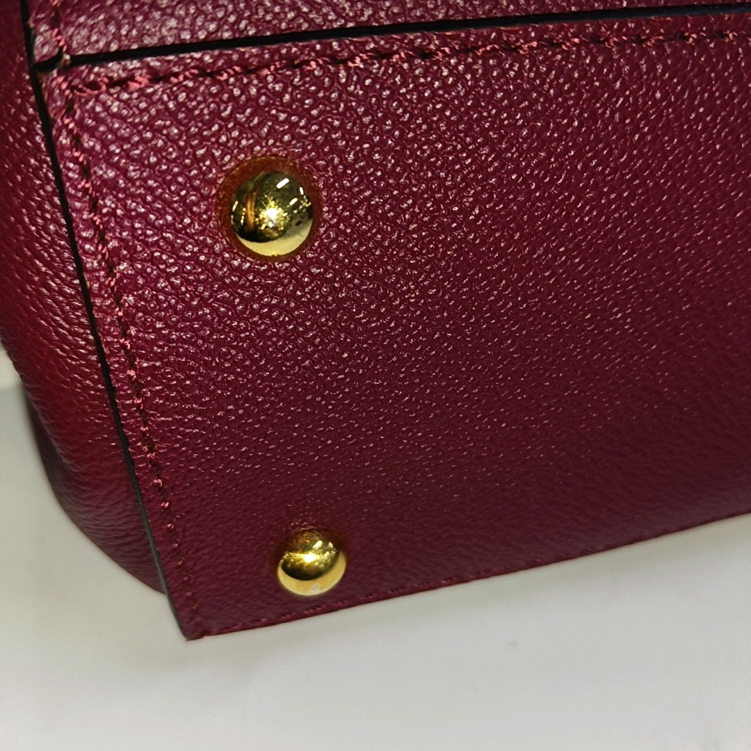 BURBERRY Buckle Burgundy Leather Single Shoulder Bag Golden hardware Removable shoulder strap-(SKU)-940108439