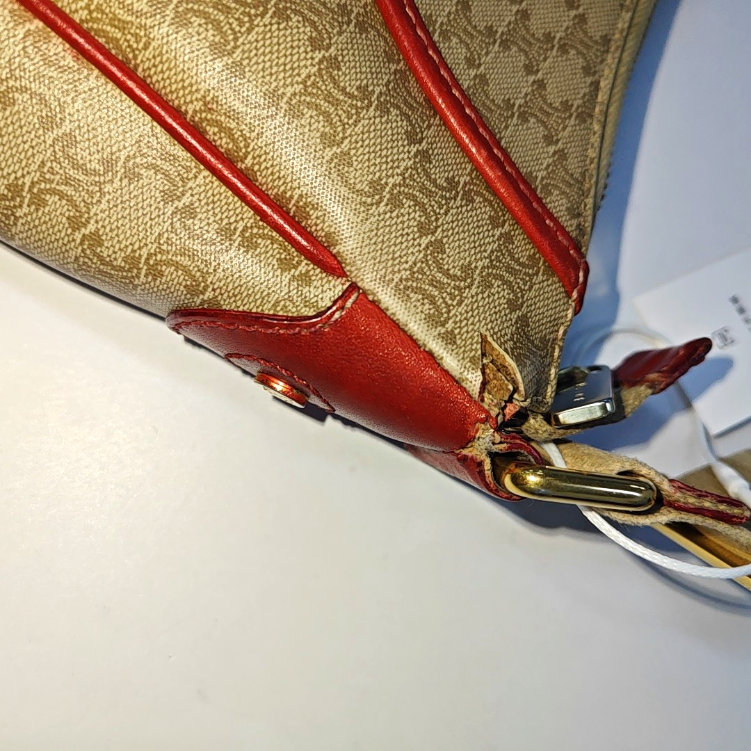 CELINE Khaki Coated Canvas Triumph Grained Shoulder Bag Handbag Golden hardware-(SKU)-936434494