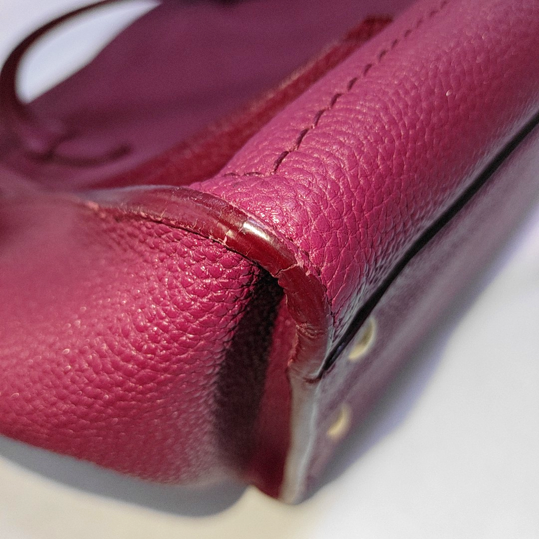FERRAGAMO Amy Medium size Fuchsia Cowhide Leather Shoulder Bag Golden hardware-(SKU)-939936787