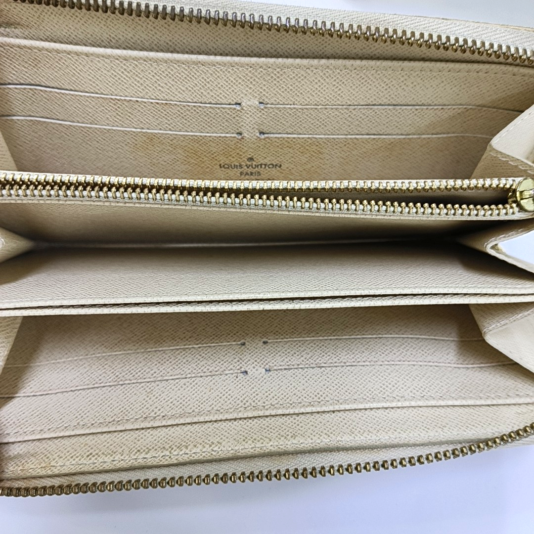 LOUIS VUITTON White Coated Canvas Checkered Wallet Golden hardware-(SKU)-960575120