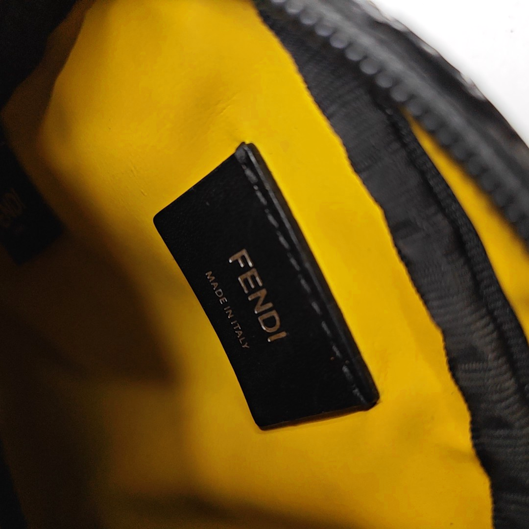FENDI Small size Black Coated Canvas Single Shoulder Bag Golden hardware-(SKU)-945422006