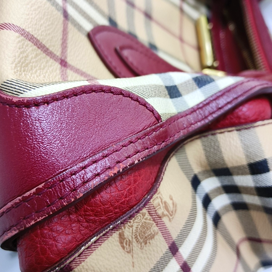 BURBERRY Red Coated Canvas Warhorse Plaid Single Shoulder Bag Golden hardware Removable shoulder strap-(SKU)-948483187