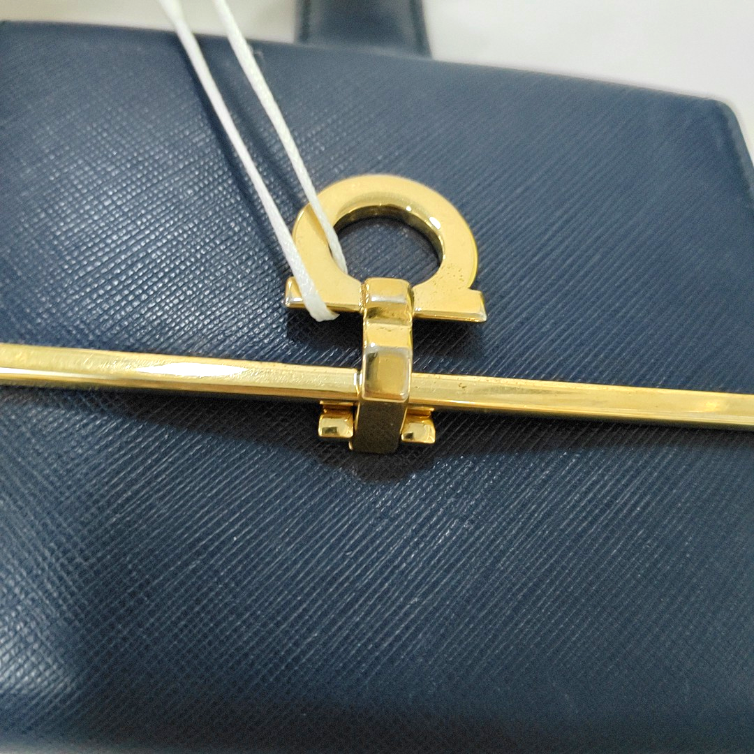 FERRAGAMO Gancio Blue Cowhide Embossed Wallet Golden hardware-(SKU)-942092441