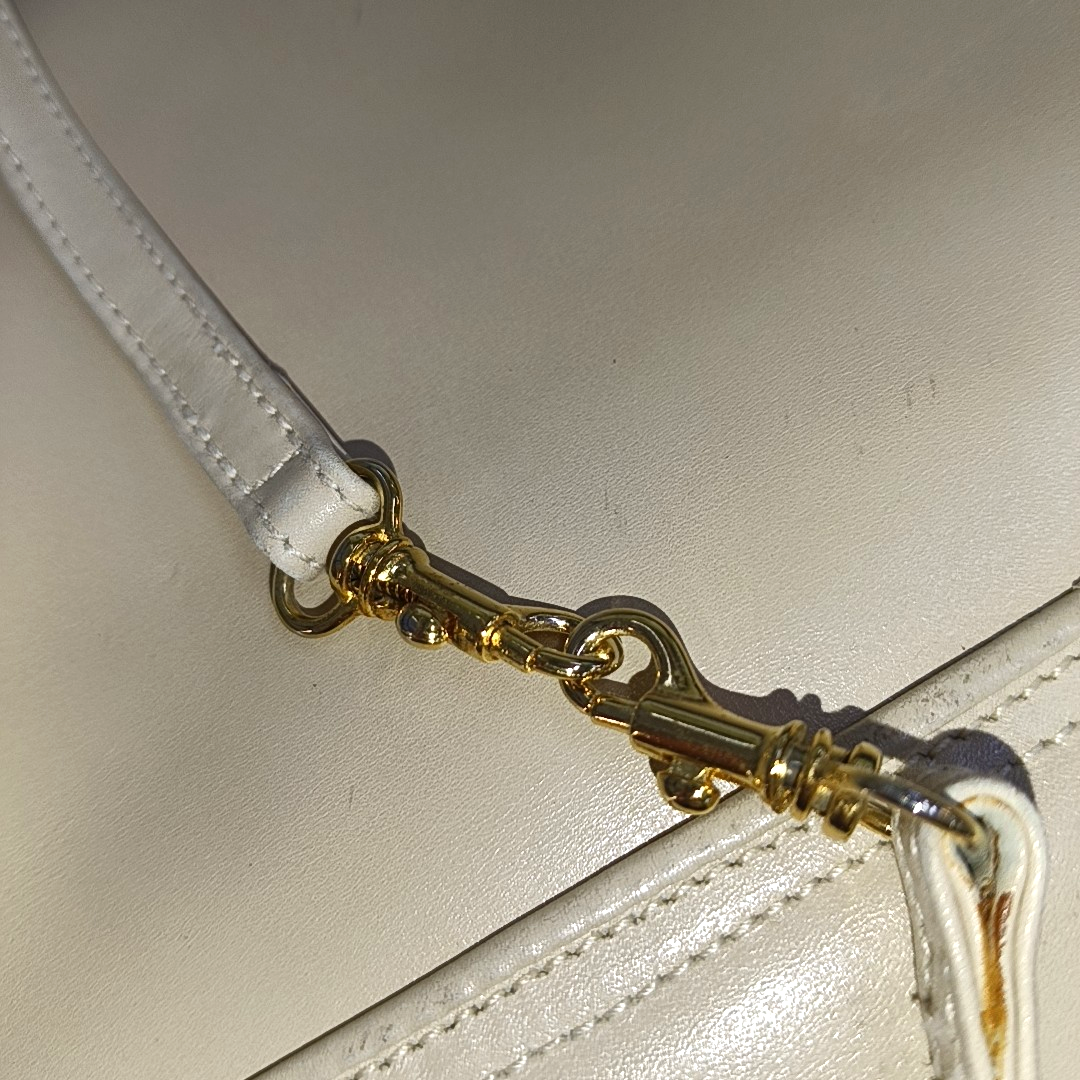 CELINE Beige Cowhide Triumph Crossbody Shoulder Bag Golden hardware Removable shoulder strap-(SKU)-935277558