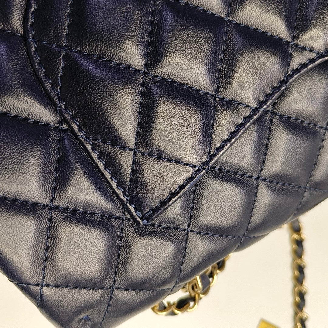 CHANEL CLASSIC SINGLE FLAP Medium Deep Blue Lamb Leather Quilted Single Shoulder Bag Crossbody Bag Golden Hardware 21 Clutch-(SKU)-969199227