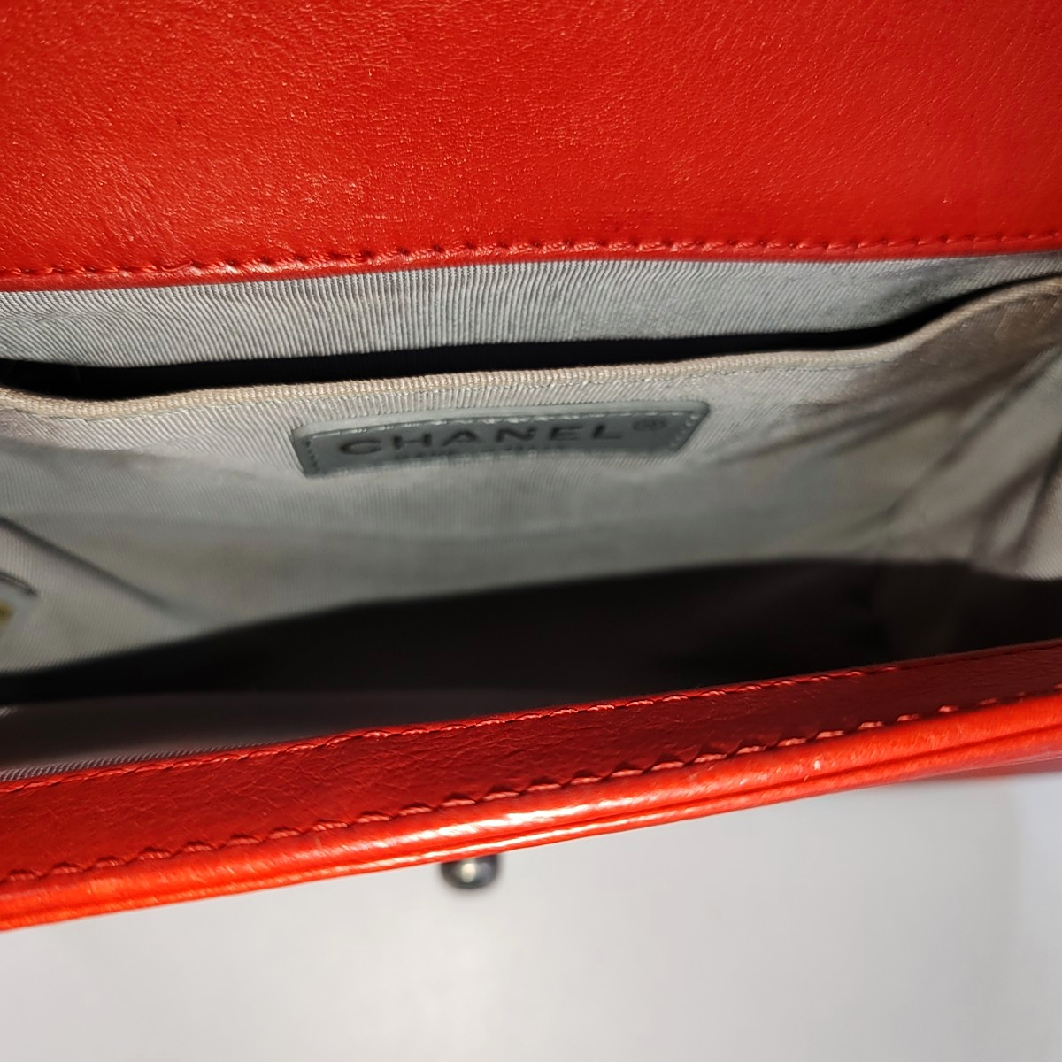 CHANEL BOY CHANEL Small Size Red Calfskin Quilted Chevron Single Shoulder Bag Crossbody Bag Rhodium Plated Hardware 18 Clasp Removable Shoulder Strap-(SKU)-943373745