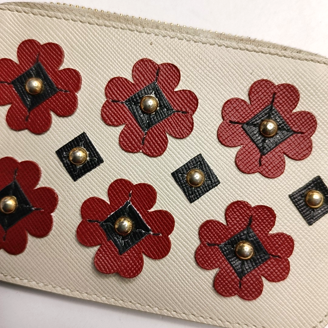 PRADA White Cowhide Stud Embossed Change Purse Golden hardware-(SKU)-953040759