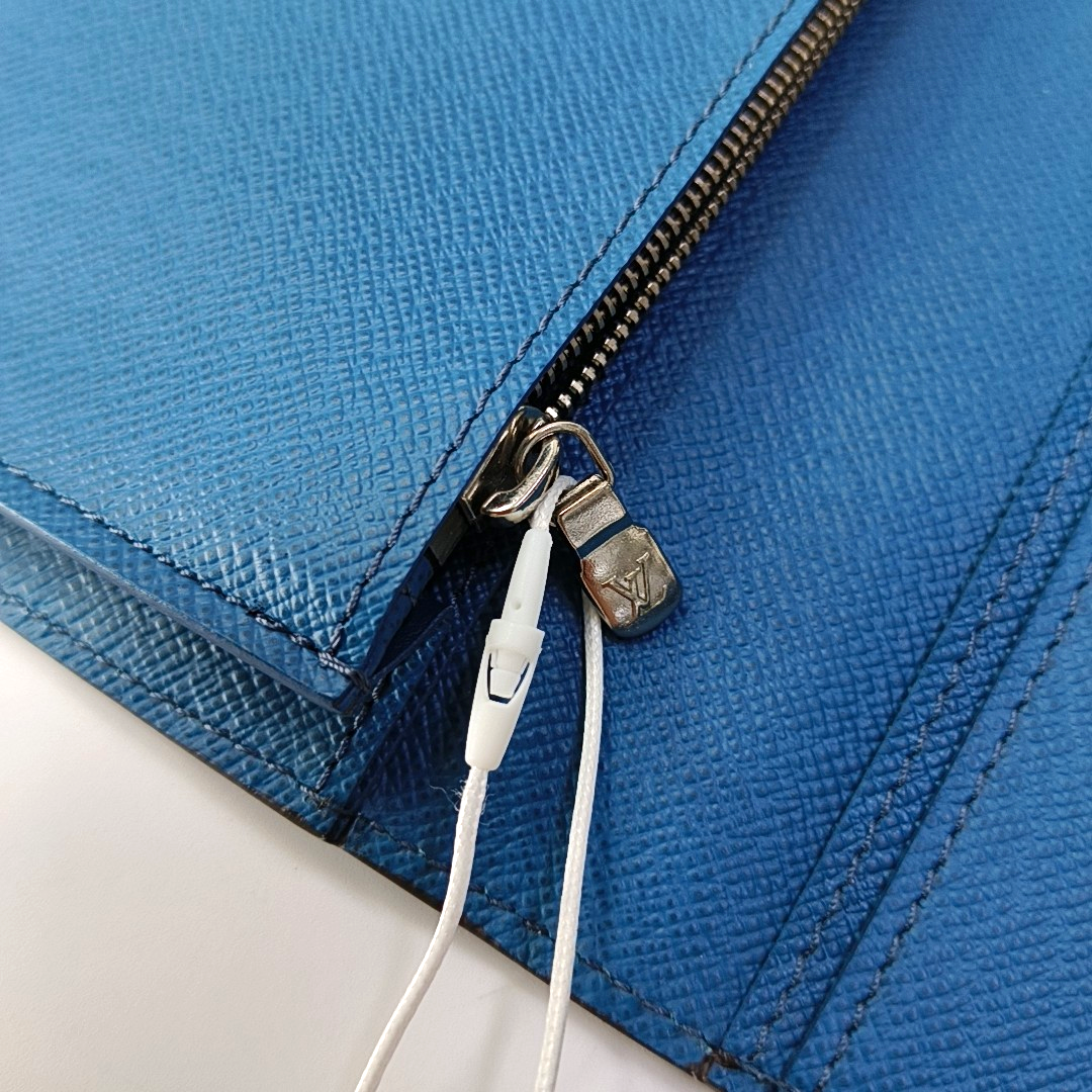 LOUIS VUITTON 蓝色EPI牛皮水波纹钱包 Silver Hardware-(SKU)-957693013