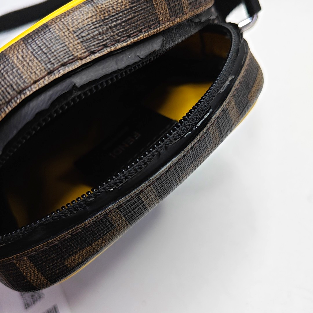 FENDI Small size Black Coated Canvas Single Shoulder Bag Golden hardware-(SKU)-945422006