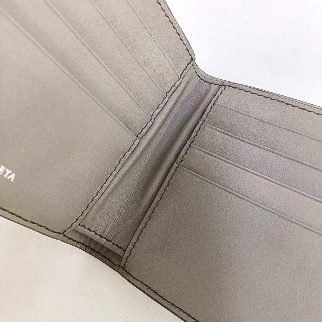 BOTTEGA VENETA Light Gray Cowhide Braided Wallet-(SKU)-958679771
