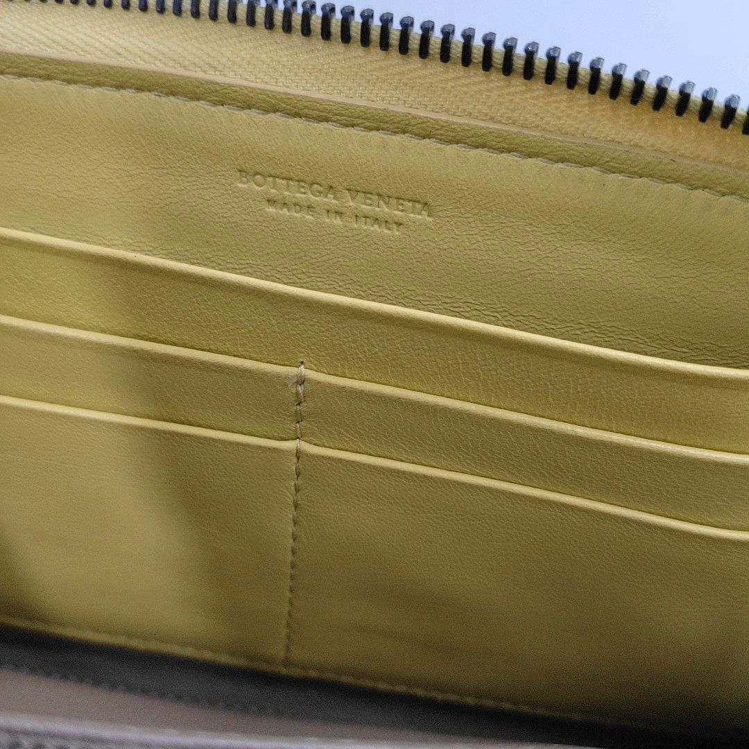 BOTTEGA VENETA Yellow Green Leather Woven Wallet Black hardware-(SKU)-952014165