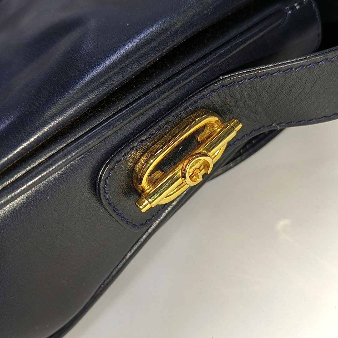 GUCCI Black Leather Single Shoulder Bag Golden hardware-(SKU)-932491490