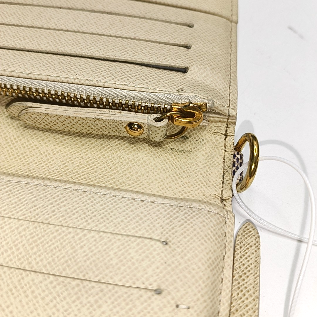 LOUIS VUITTON White Coated Canvas Checkered Wallet Golden hardware-(SKU)-956774452