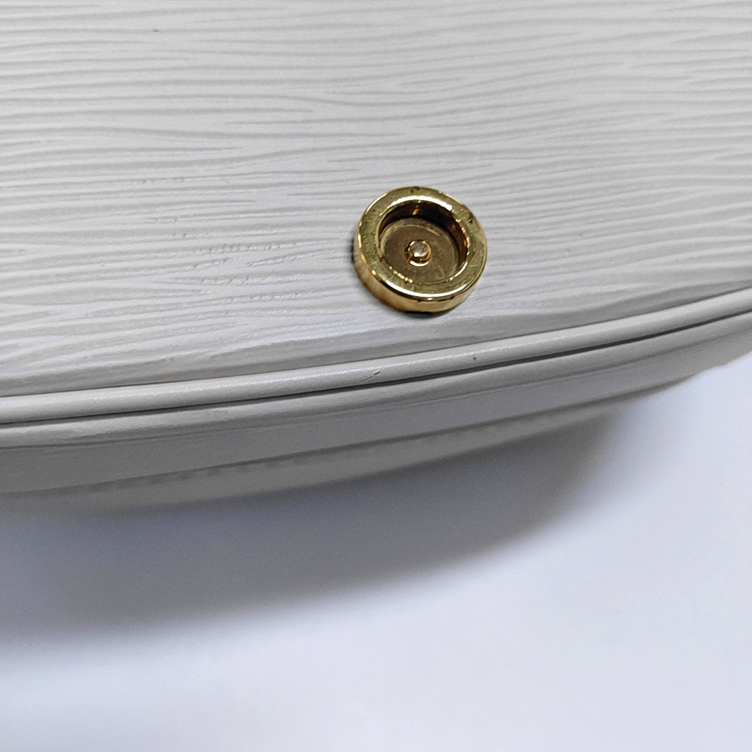 LOUIS VUITTON SAUMUR Small Beige EPI Leather Water Ripple Gemini Crossbody Bag Shoulder Bag Tote Bag Adjustable Strap Golden Hardware 2 Removable Shoulder Straps-(SKU)-961615431