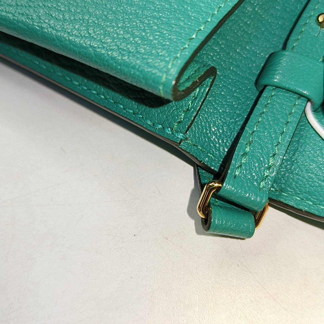 HERMÈS Cinhetic Velvet Green Chèvre Mysore Goat Leather Crossbody Shoulder Bag Golden Hardware D Removable Shoulder Strap-(SKU)-950551158