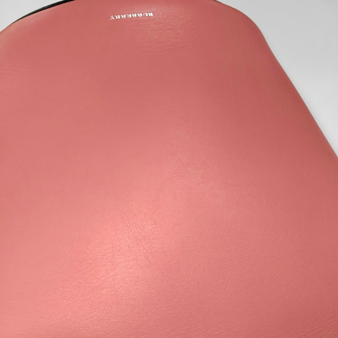 BURBERRY Bucket bag Pink Cowhide Single Shoulder Bag Tote Bag Silver Hardware Pouch detachable shoulder strap-(SKU)-940766146