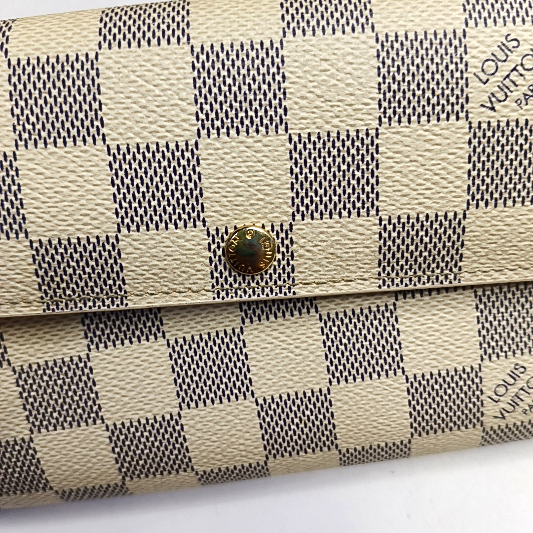 LOUIS VUITTON PORTE MONNAIE White Coated Canvas Checkered Wallet Golden hardware-(SKU)-952912315