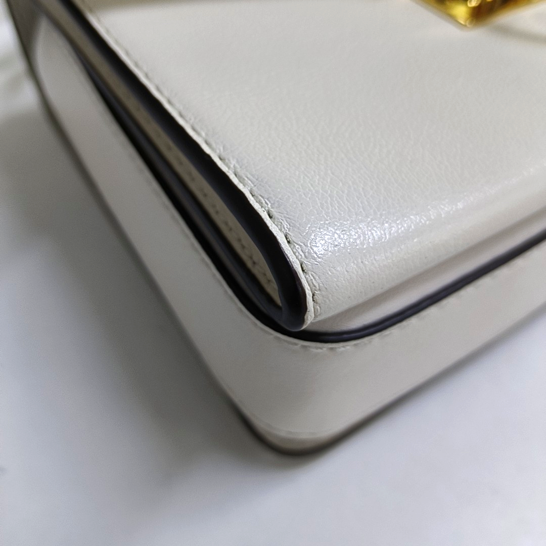 MICHAEL KORS Hendrix Extra Small White Leather Crossbody Single Shoulder Bag Golden hardware Removable shoulder strap-(SKU)-950008271