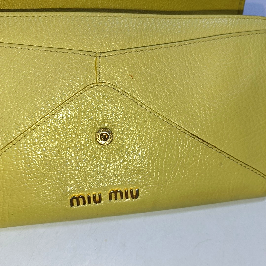 Miu Miu Love Yellow Cowhide Wallet Golden hardware-(SKU)-941953467