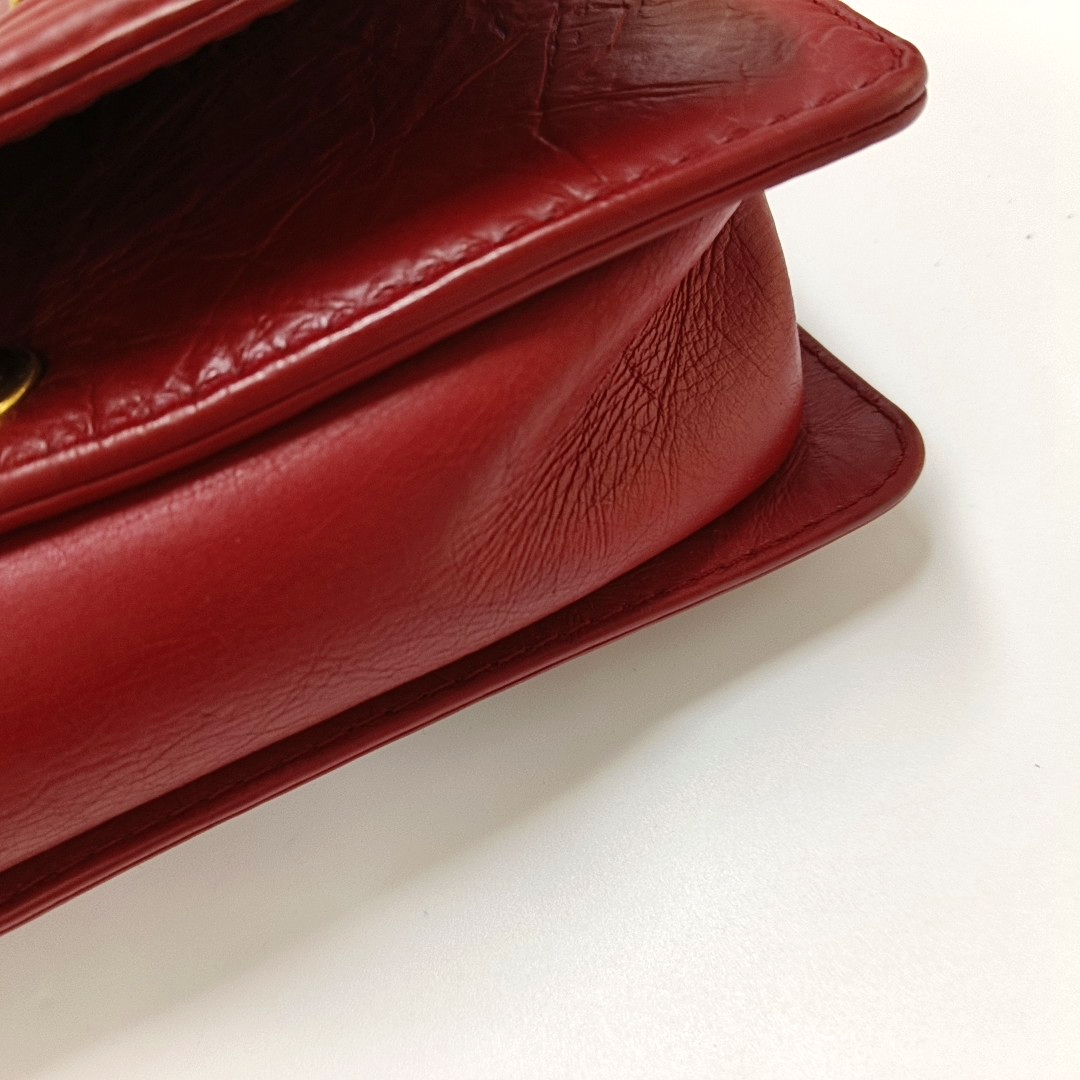 CHANEL BOY CHANEL Small Red Leather Quilted Shoulder Bag with Shoulder Strap and Handle, Gold Hardware, 23 Opening, Detachable Strap-(SKU)-955618123