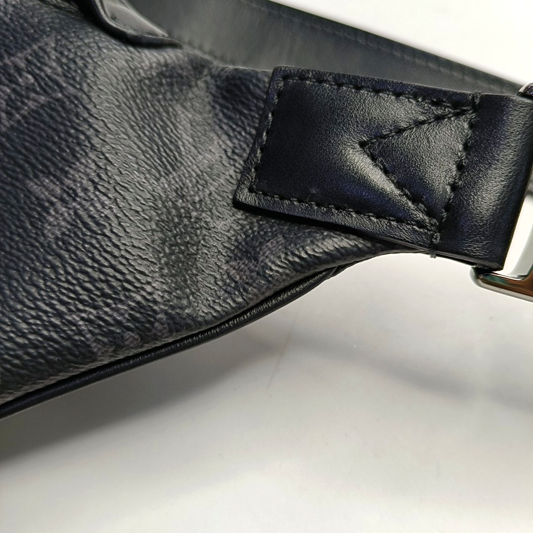 LOUIS VUITTON DISCOVERY Gray Coated Canvas Monogram Fanny Pack Crossbody Bag Chest Bag/Belt Bag Silver Hardware-(SKU)-956938229