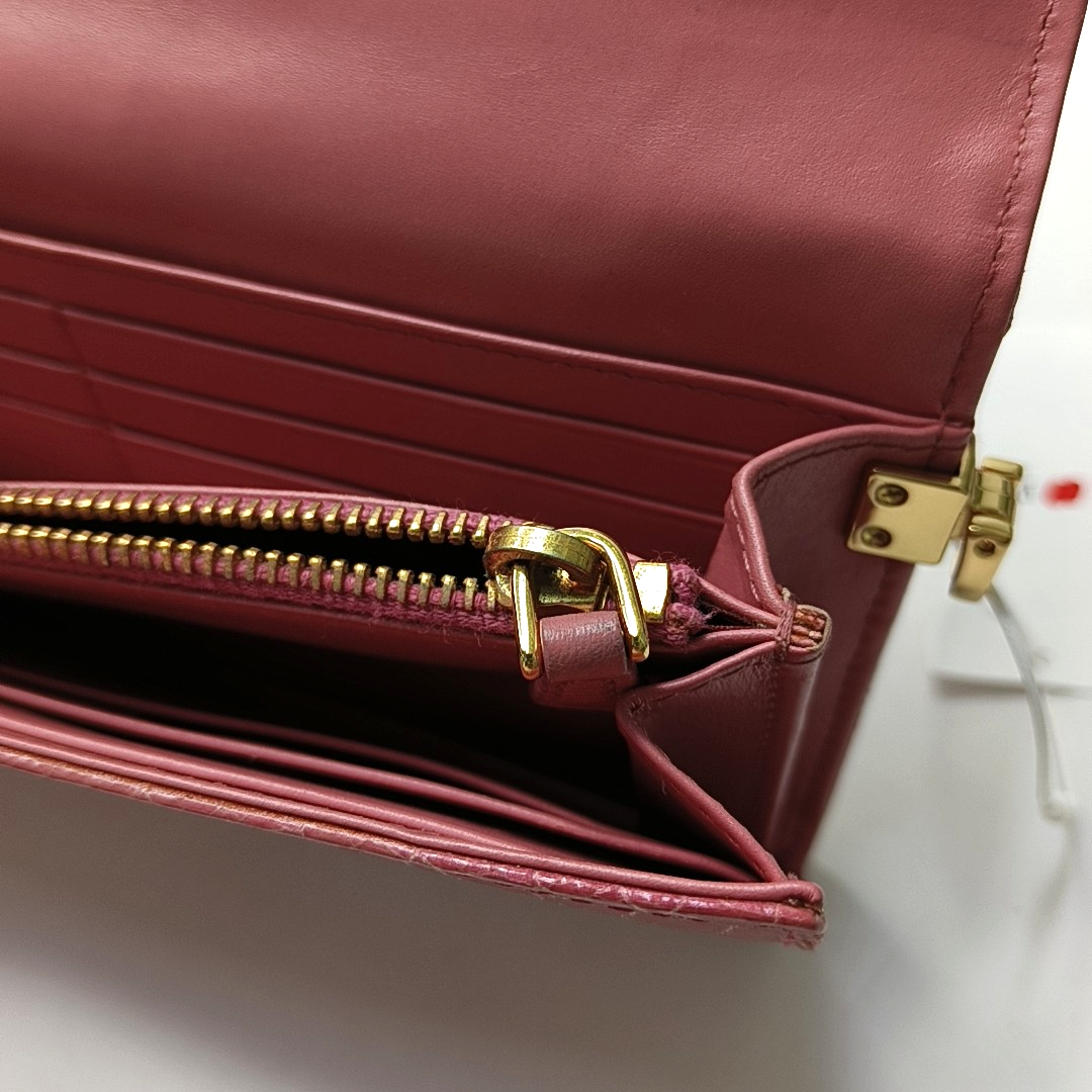 Miu Miu Pink cowhide crocodile-pattern wallet Golden hardware-(SKU)-947973740