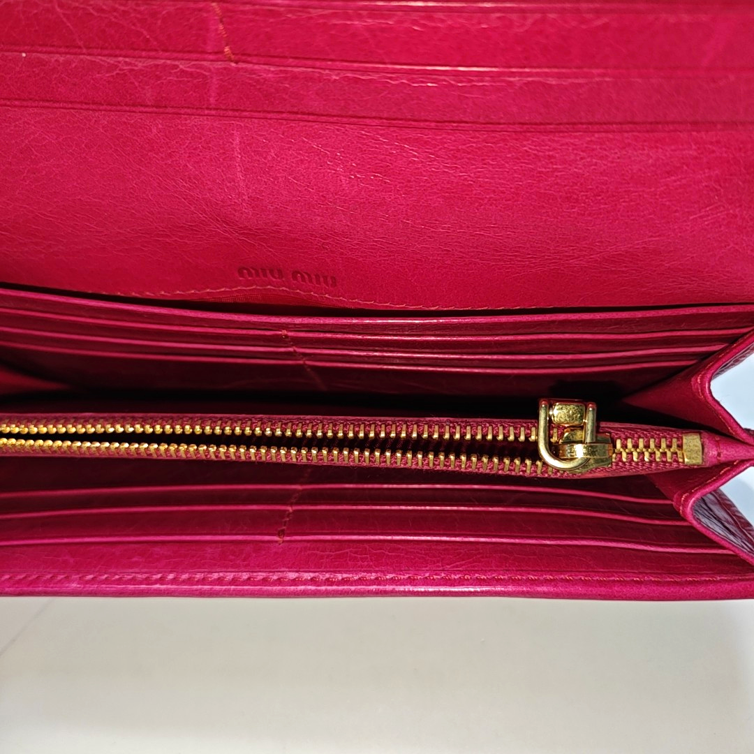 Miu Miu Miu Délice Fuchsia Cowhide Quilted Wallet Golden hardware-(SKU)-944517482