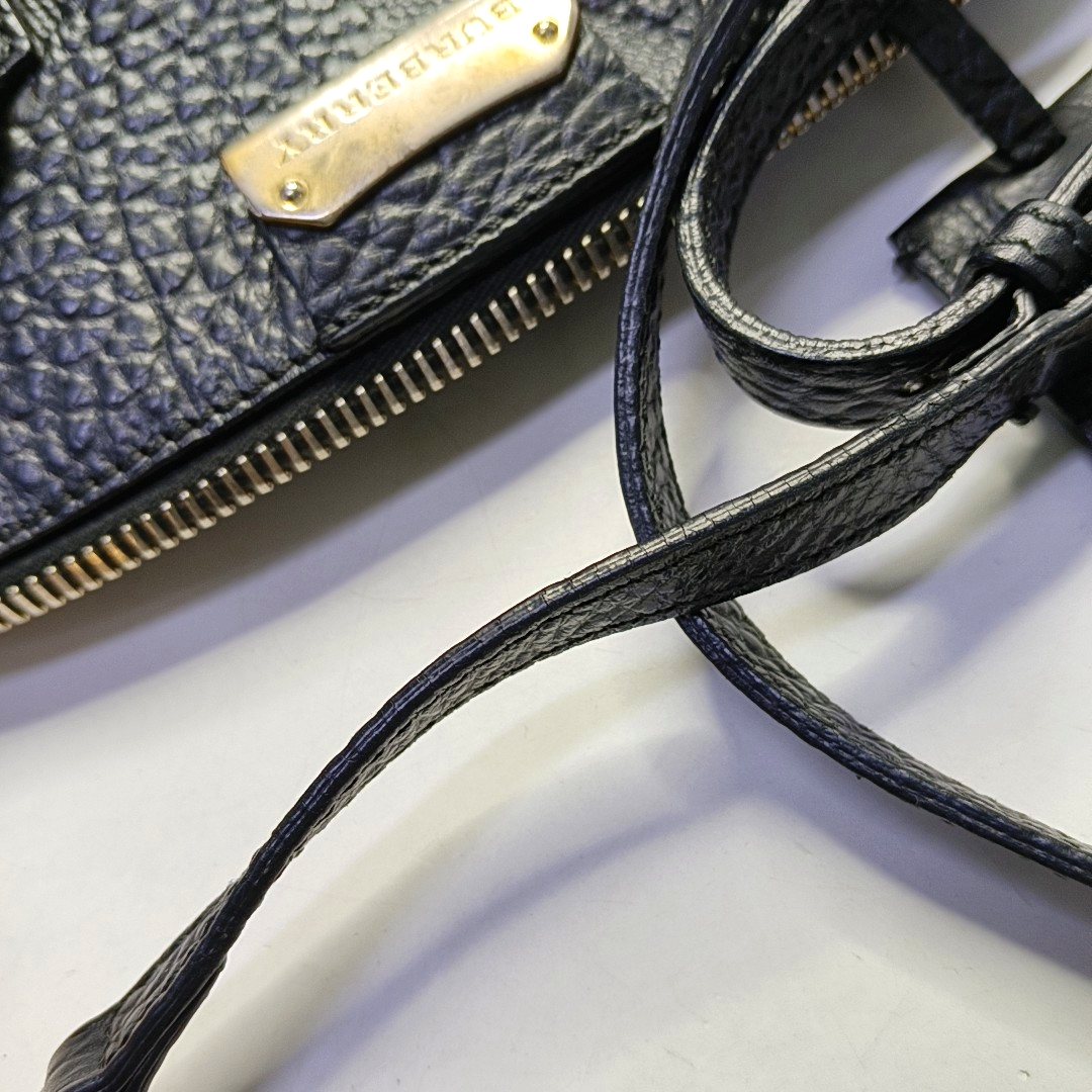 BURBERRY Sartorial Orchard Black Cowhide Single Shoulder Bag Tote Bag Golden hardware Removable shoulder strap-(SKU)-947701132