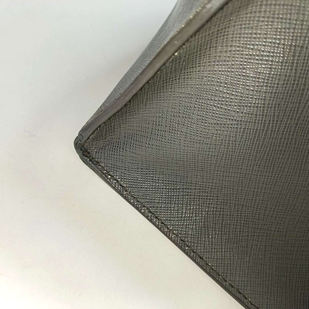 PRADA Tote bag Gray Cowhide Crosshatch Pattern Handbag, Single Shoulder Bag, Crossbody Ruthenium color hardware-(SKU)-951947159