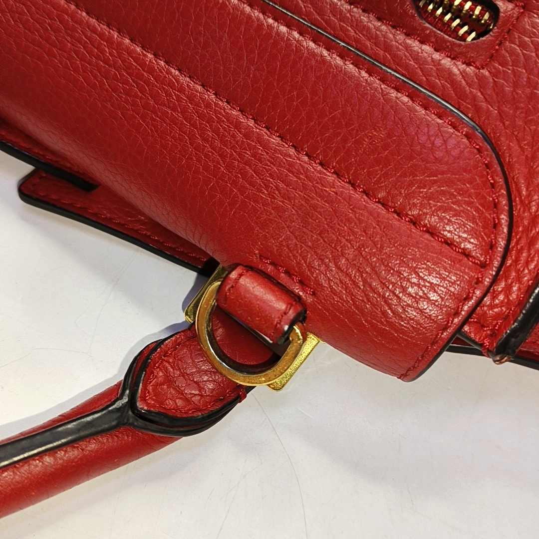 CELINE TRAPEZE Medium size Red Cowhide Swing Bag Single Shoulder Bag Handbag Golden hardware Removable shoulder strap-(SKU)-950729594
