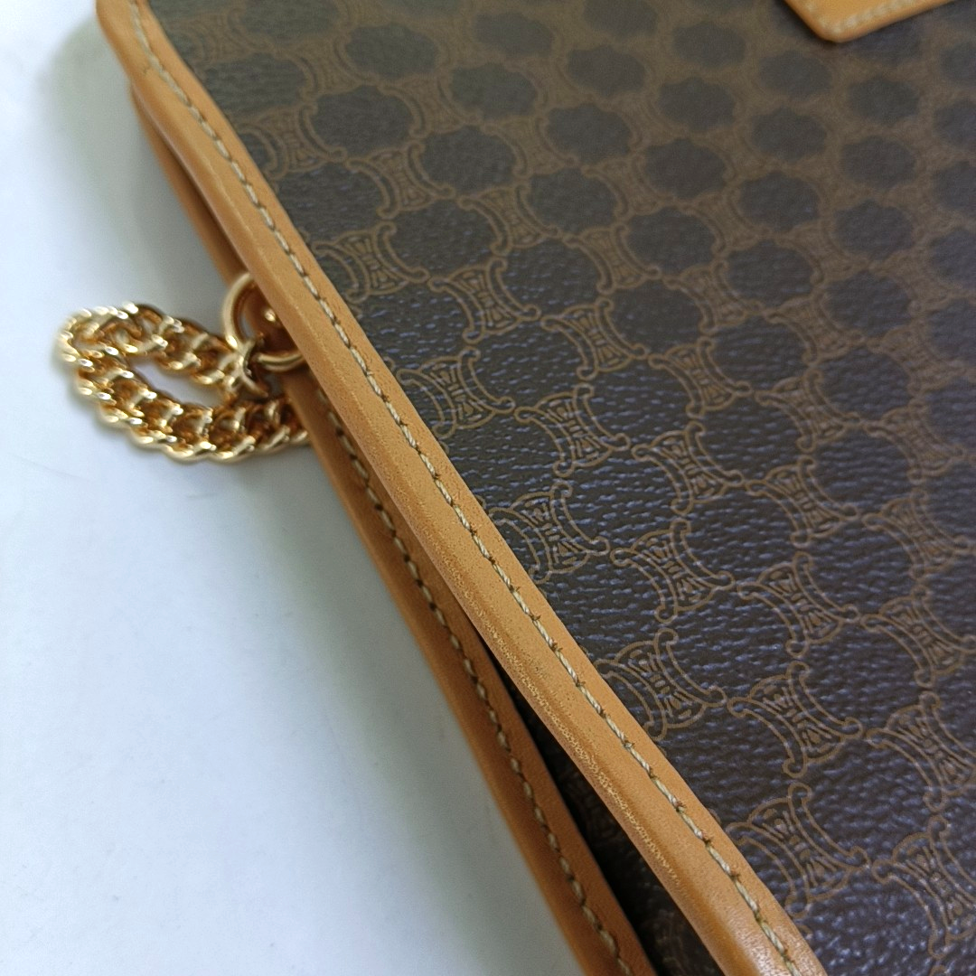 CELINE Brown Coated Canvas Triumph Clutch Golden hardware-(SKU)-951551879