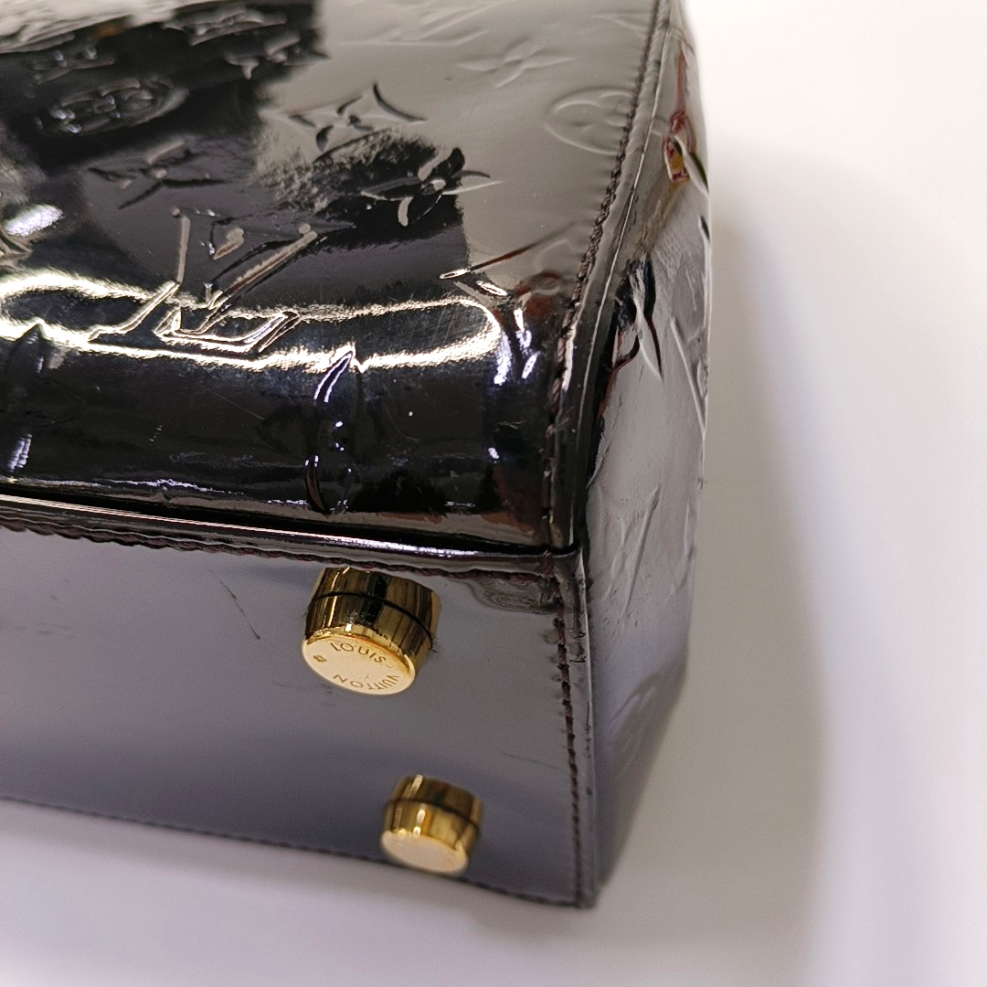 LOUIS VUITTON BREA Medium size Black Patent Leather Textured Doctor Bag Single Shoulder Handbag Golden hardware Removable shoulder strap-(SKU)-956672683