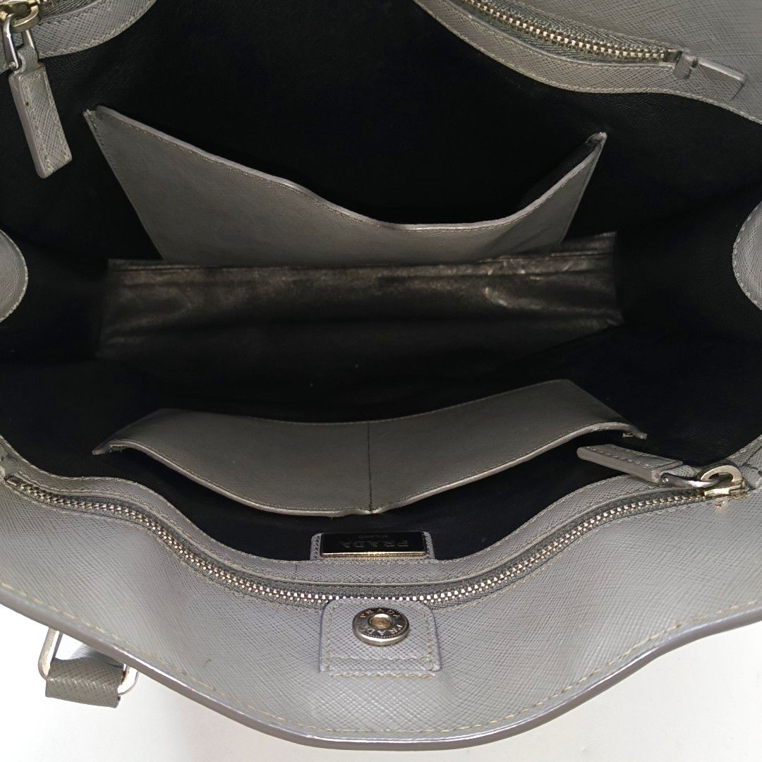 PRADA Tote bag Gray Cowhide Crosshatch Pattern Handbag, Single Shoulder Bag, Crossbody Ruthenium color hardware-(SKU)-951947159