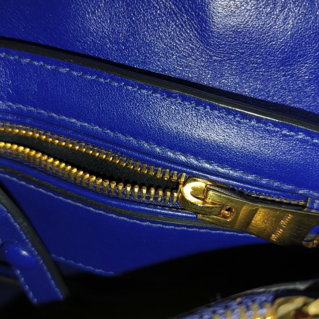Miu Miu Blue cowhide crossbody, handbag, shoulder bag Golden hardware Removable shoulder strap-(SKU)-947569134