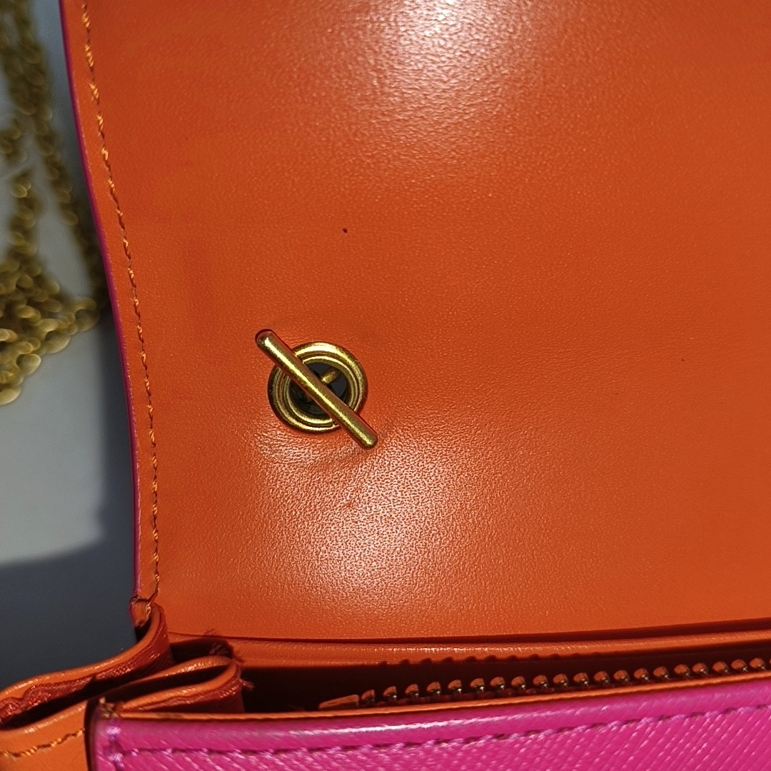 MCM Fuchsia Leather Crossbody Shoulder Bag Handbag Golden hardware Removable shoulder strap-(SKU)-14092274