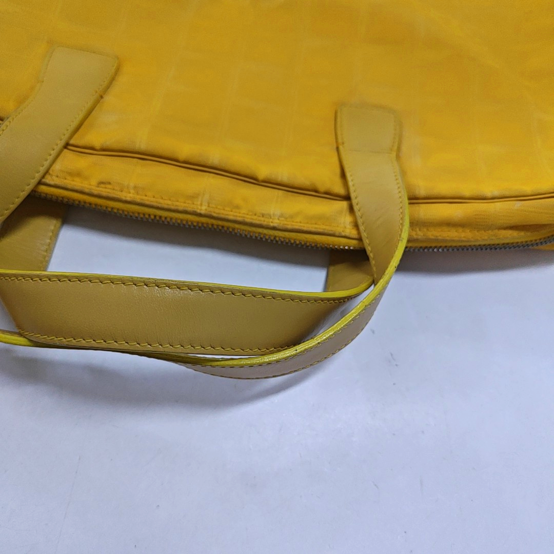 CHANEL TRAVEL LINE Yellow Canvas Ice Grid Jacquard Handbag Silver Hardware 7nan-(SKU)-948075936