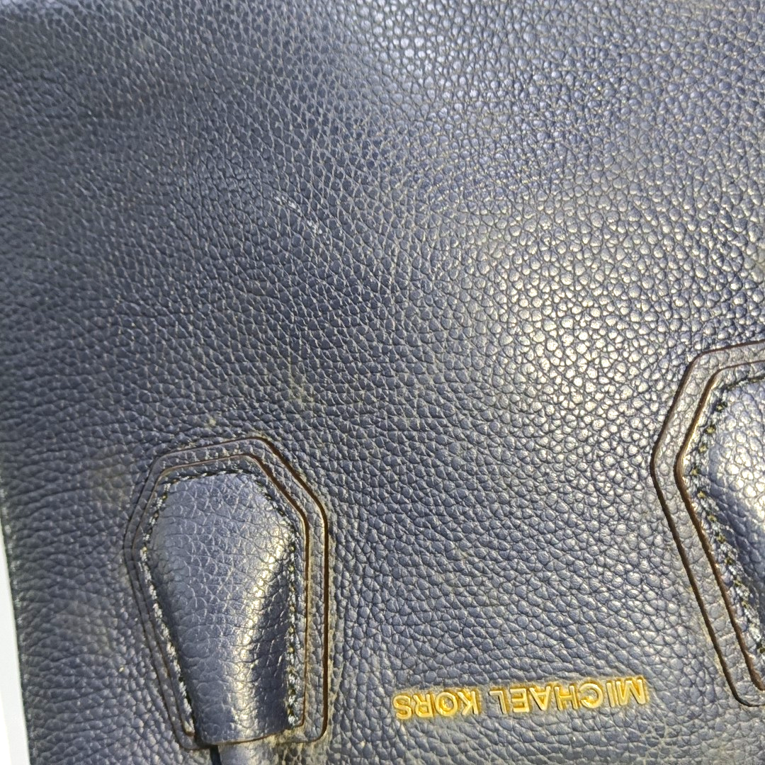 MICHAEL KORS Mercer Medium size Dark Blue Cowhide Embossed Single Shoulder Bag Handbag Crossbody Bag Golden hardware Removable shoulder strap-(SKU)-940019872