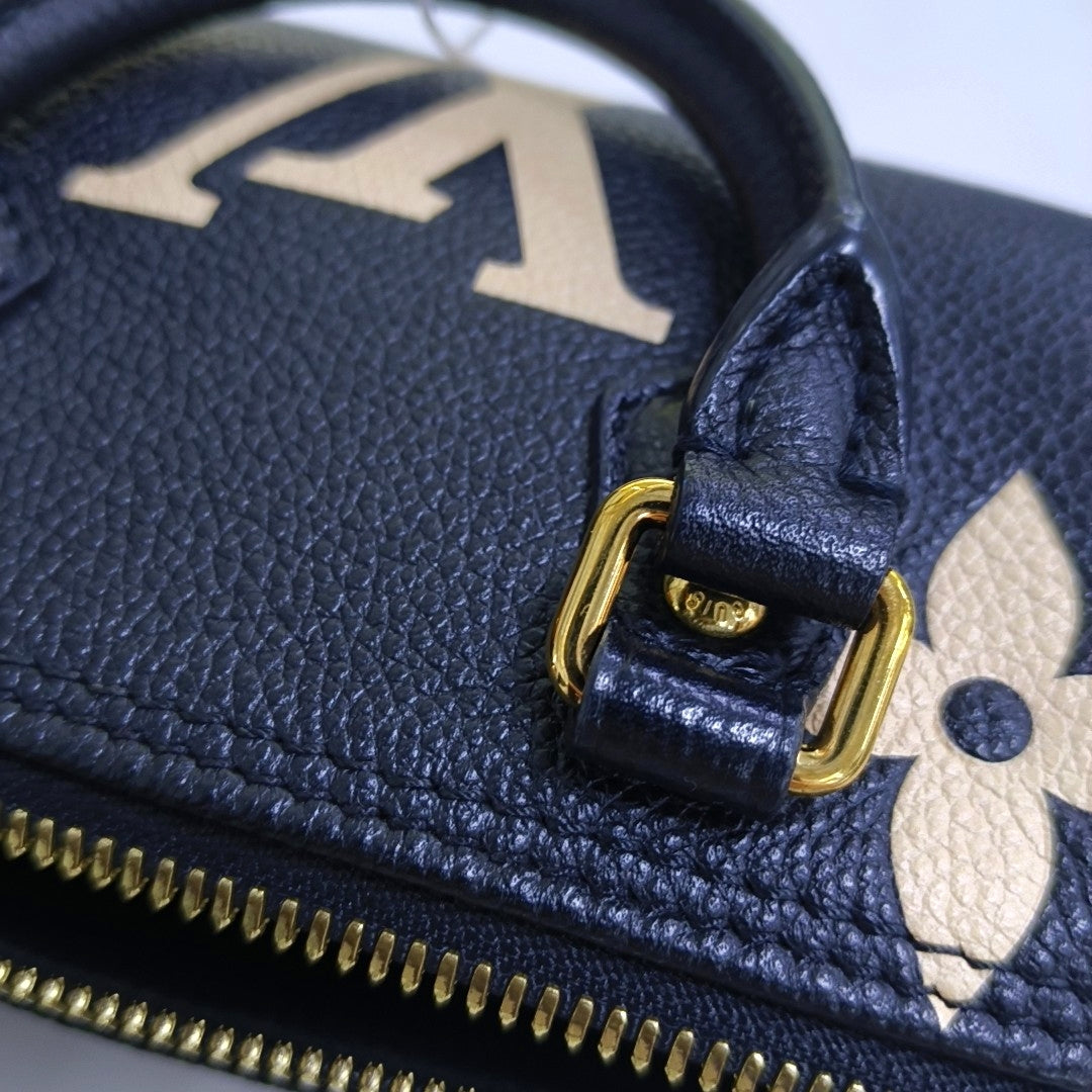 LOUIS VUITTON PAPILLON BB Black Calfskin Monogram Papillon Crossbody Shoulder Bag Handbag with Removable Strap Gold Hardware Detachable Pouch-(SKU)-966336754