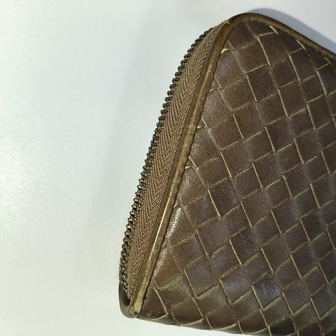 BOTTEGA VENETA Dark Brown Cowhide Woven Wallet Black hardware-(SKU)-939008283