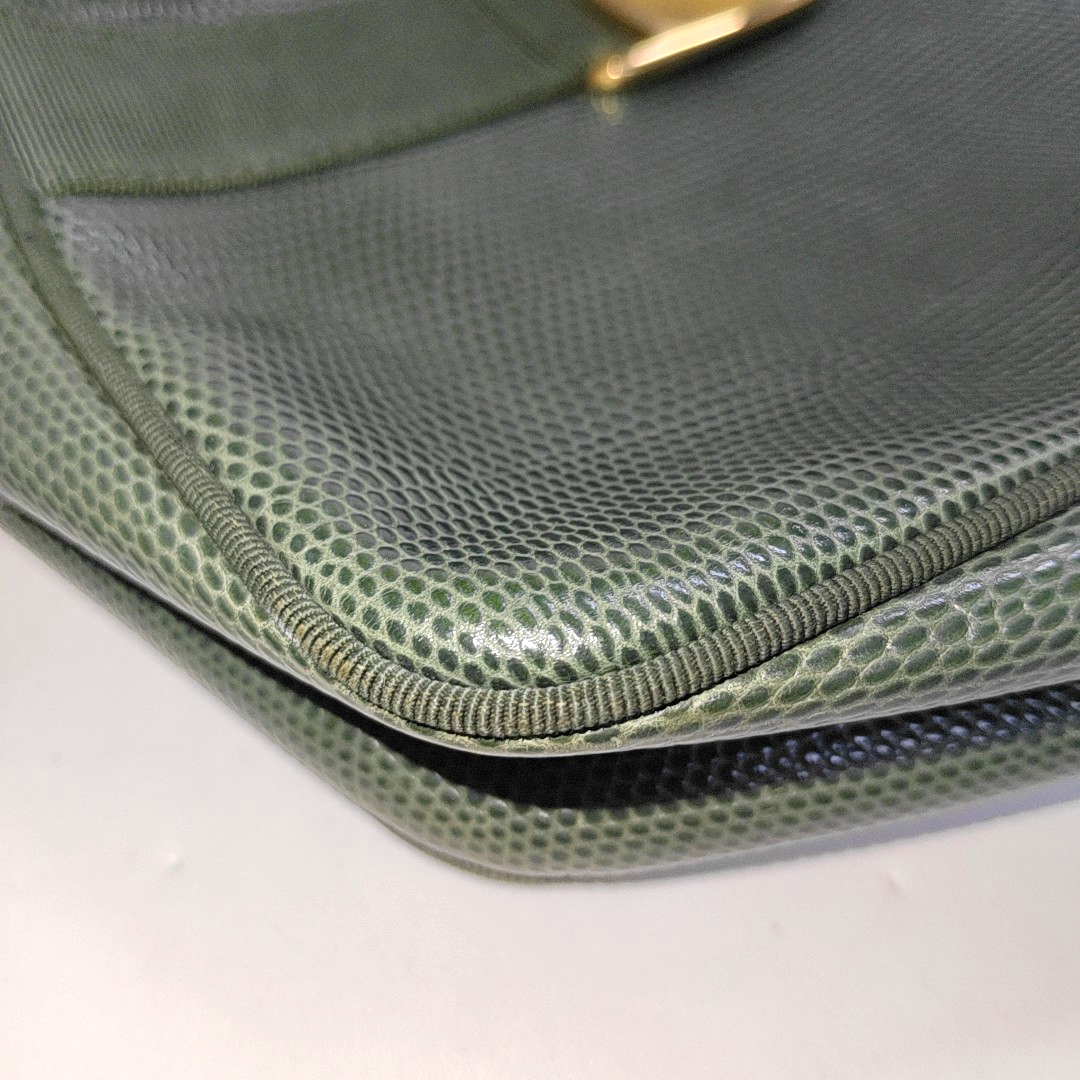 FERRAGAMO Camera Bag Green Calf Leather Texture Single Shoulder Bag Crossbody Golden hardware-(SKU)-14338830
