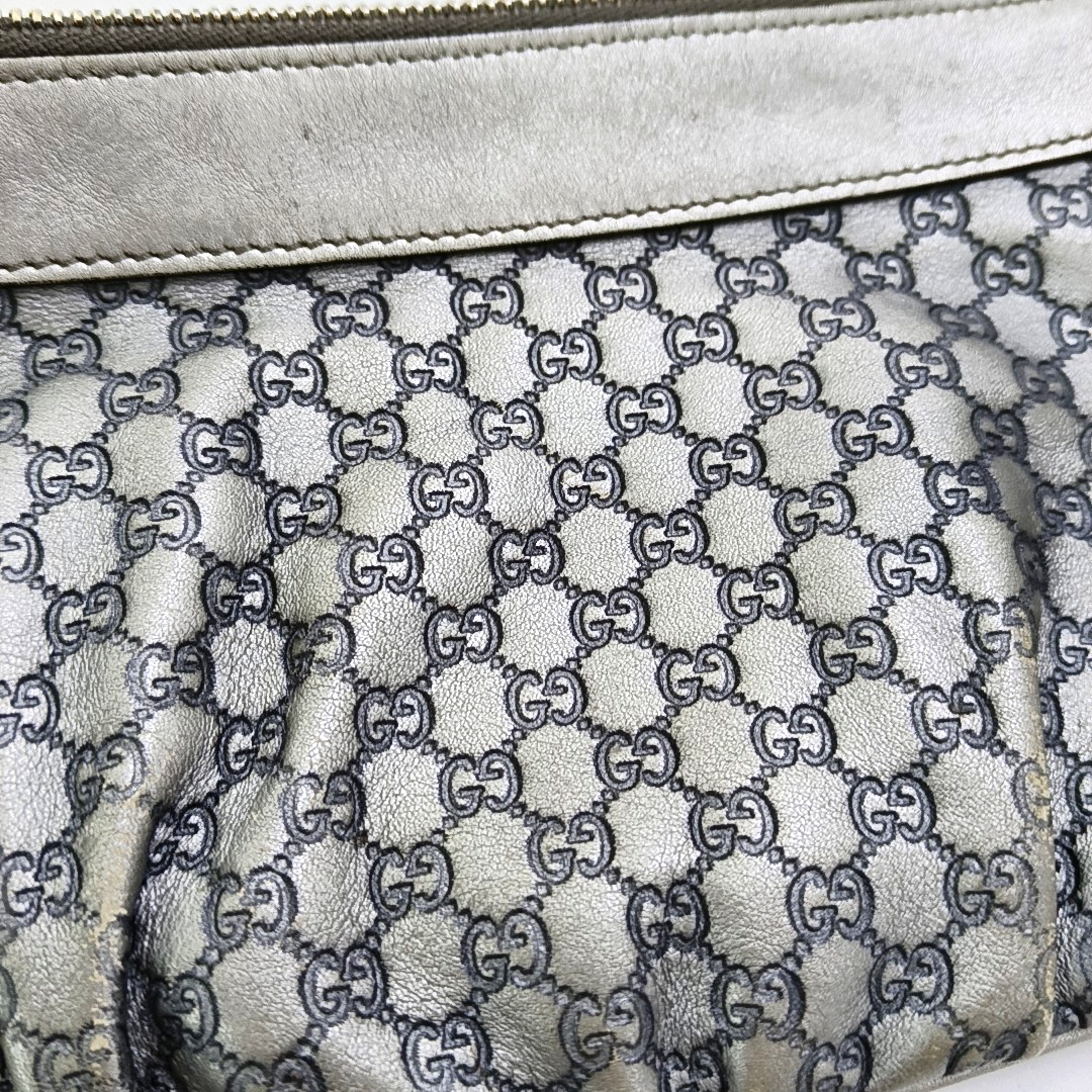 GUCCI Silver Cowhide Monogrammed Embossed Clutch Golden hardware-(SKU)-951850185
